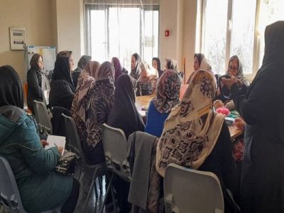 همزمان با بزرگداشت هفته زن کارگاه توانمندسازی بانوان در پارک شمس تبریزی برگزار شد