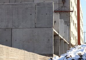 آغاز عملیات نصب قطعات آپارتمانی در پروژه بازآفرینی شهری "اسدگولی"