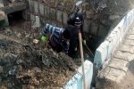 جمع‌آوری ۸ تن لجن از کانال‌های خروجی شمالغرب تبریز