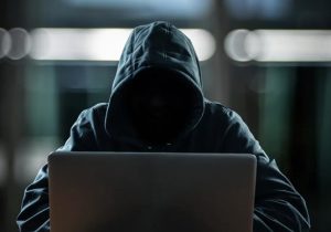 دستگیری باند کلاهبرداری فروش سئوالات کنکور در مرند