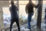 یک واحد مسکونی غیرمجاز در مسیر آخر خیابان شهید رجایی با حکم قضایی تخریب شد