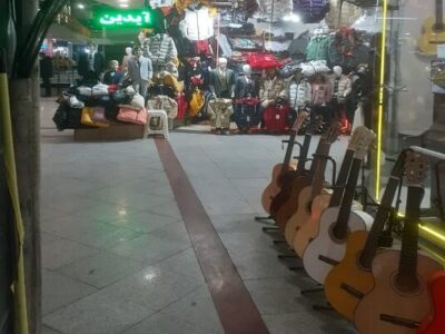 ارائه برگ اخطاریه به اصناف سدمعبر کننده در پاساژ امت