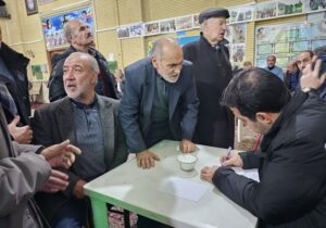 برپایی میز خدمت جهادی شهرداری منطقه ۳ تبریز در مسجد امام حسین ( ع ) شهرک سفیر امید
