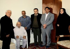 دیدار سرپرست شهرداری منطقه ۴ با خانواده شهید والامقام « حمید دادفرمای »