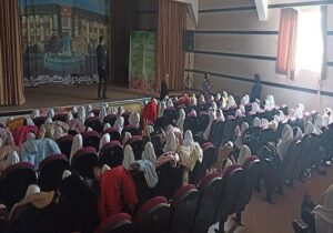 سومین سوگواره "بانوی آب و آئینه" در فرهنگسرای ارم برگزار شد