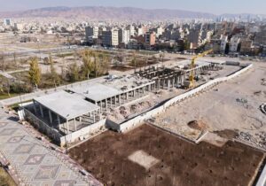 طراحی پل عابر پیاده رمپی خیابان آزادی با رویکرد تاریخی پارک باغشمال