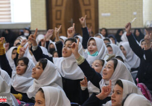 آموزش مصرف بهینه انرژی گاز و ایمنی و مخاطرات گاز گرفتگی برای دانش آموزان دبستانی