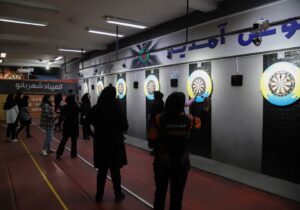 تداوم "المپیاد شهربانو" با برگزاری رقابت‌های دارت بانوان توسط شهرداری منطقه ۲