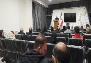 برگزاری نشست انجمن ادبی "صراف سخن" در مرکز فرهنگی شهریار