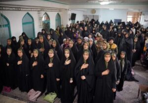 جشن بزرگ عید مبعث با حضور پرشور خانواده‌ها در مساجد منطقه برگزار شد