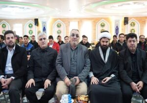 نخستین برنامه فرهنگی دهه فجر سازمان آتش نشانی با تجدید میثاق آرمان های شهداء برگزار شد