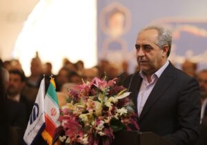 استاندار آذربایجان شرقی: تا پایان امسال ۵۳ کیلومتر آزادراه در استان به بهره‌برداری می‌رسد/ در حوزه آزادراهی رتبه سوم کشور را داریم.