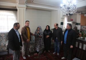 دیدار با خانواده شهید «عباس خردمند تیکمه داش»