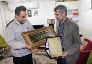 مدیرعامل سازمان حمل و نقل ریلی شهرداری تبریز با جانباز سرافراز "قهرمان عاقلی" دیدار کرد