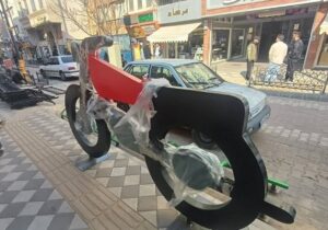 ایجاد محل پارک موتورسیکلت و دوچرخه در پیاده راه ارک