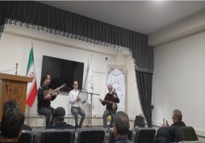 مراسم شعر و ادب در مرکز فرهنگی گردشگری شهریار مقبره الشعرا تبریز برگزار شد