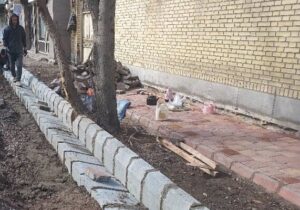 اجرای سنگفرش پیاده‌رو های خیابان شهید غلامی (تپلی باغ)