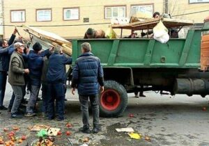 جمع‌آوری ۳۷۹ خودرو سد معبری و طبق میوه فروش از سطح منطقه ۴