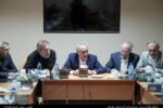 مشکلی در تامین اقلام اساسی نداریم/ سیستم اداری پشتیبان تولید و بازار باشد