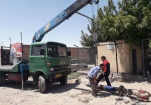 عملیات جهادی برای تامین آب /الکتروپمپ چاهک خانمیر تعویض شد
