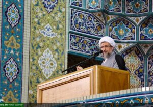 امام جمعه تبریز: مسؤولان استان نسبت به وجود برخی مشکلات در حوزه آب وبرق بیتفاوت نبوده و در حال پیگیری و تلاش برای رفع آن هستند.