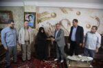 دیدار معاون مالی و اقتصادی منطقه ۷ با خانواده مکرم شهید والامقام آخرجانی