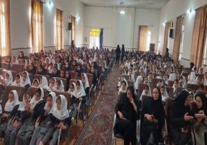 برگزاری مراسم جشن شکوفه ها در دبستان خدیجه کبری همزمان با آغاز بهار علم و دانش