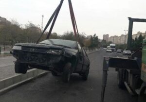 جمع آوری خودروهای فرسوده از سطح منطقه ۳ تبریز