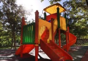 ایمن سازی و رسیدگی به وضعیت وسایل بازی کودکان و دستگاههای ورزشی پارکها