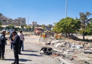 پاکسازی مکانیزه محل بلال‌فروشان میدان ائل‌گلی