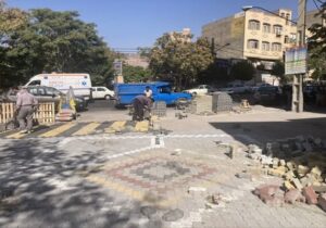 اتمام عملیات مسیر سواره‌رو پروژه سنگفرش خیابان شهید غلامی