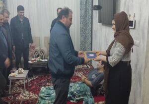 دیدار شهردار منطقه ۱۰ تبریز با همسر همکار جانباز "سیروس بیگ زاده"