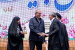 تقدیر رییس جمهور از استاندار آذربایجان شرقی در سومین رویداد جایزه ملی جوانی جمعیت