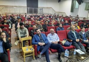 کارگاه آموزشی ارتقاء مهارت‌ های محلول‌ پاشی زمستانی ویژه کارکنان حوزه خدمات شهری برگزار شد
