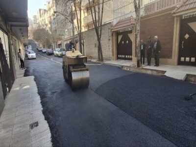 آسفالت ریزی بیش از یک هزار تنی در معابر سطح حوزه شهرداری منطقه ۲ در طول هفته گذشته