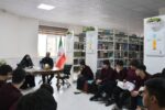 مدیرکل امور اجتماعی و فرهنگی آذربایجان شرقی پای سخنان نوجوانان نشست