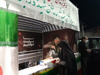 برپایی ایستگاه صلواتی در میدان ساعت توسط شهرداری منطقه ۸ تبریز