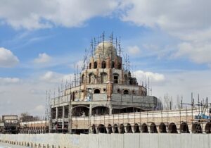 پیشرفت اجرای بازسازی عمارت کلاهفرنگی پارک باغشمال