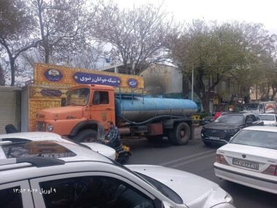 مشارکت تانکرهای آبرسانی آبفا آذربایجان شرقی در خدمت‌رسانی به موکب‌ها در شب‌های تجمع مردمی و عزاداری برای رهبر شهید انقلاب