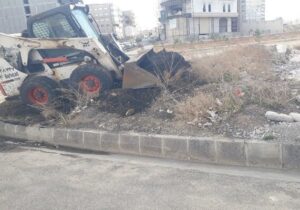 تسطیح و پاکسازی قطعات خالی در کوی نصر