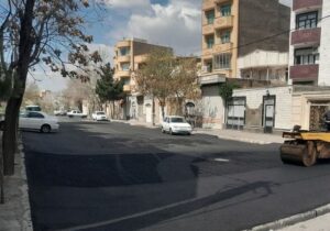 آغاز عملیات آسفالت‌ ریزی کوی شهید صمدی اشرفی لاله