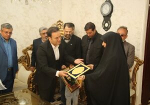 تجلیل شهردار منطقه ۷ تبریز از خانواده سرهنگ پاسدار شهید محمد میرزابابایی