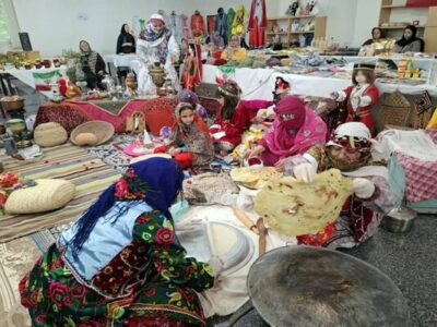 برپایی نمایشگاه توانمندی های بانوان خانه دار در پارک بانوان شمس تبریزی