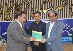 نخستین بخشدار صومعه معرفی شد؛ بررسی ارتقای این بخش به شهر در دستور کار قرار میگیرد/ استقلال مناطق در تقسیمات کشوری ابزاری برای توسعه متوازن و تمرکززدایی است