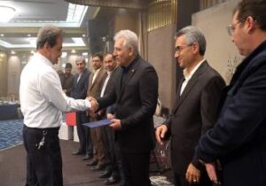 آیین تجلیل از بازنشستگان شرکت توزیع نیروی برق تبریز برگزار شد
