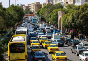 صبحها اوج تردد تبریز؛ علت ترافیک عصرگاهی توقفهای دوبله !