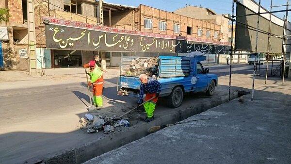 پاکسازی محل استقرار و مسیر حرکت دستههای عزاداری در منطقه ۷ پاکسازی محل استقرار و مسیر حرکت دستههای عزاداری در منطقه ۷