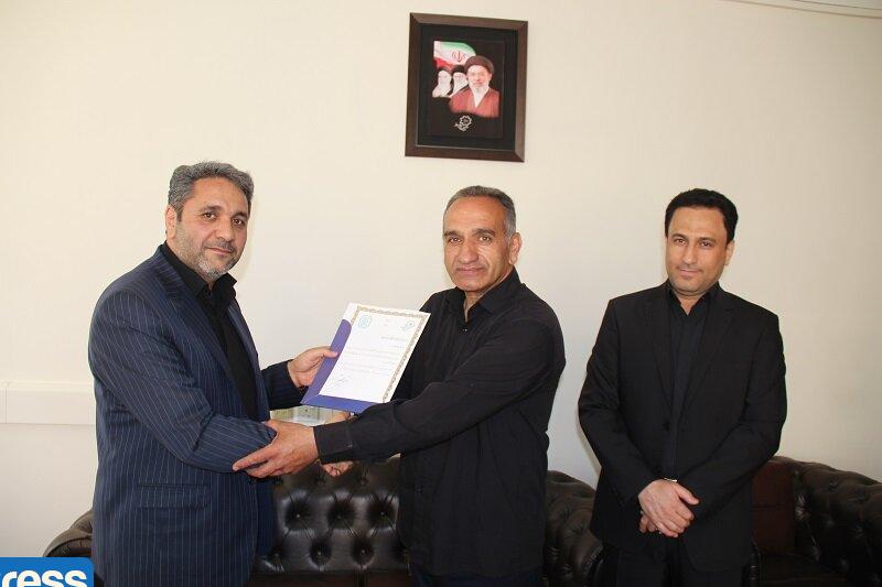 قدردانی از رانندگان نمونه اردیبهشت ماه توسط سازمان مدیریت حمل و نقل مسافر شهرداری تبریز قدردانی از رانندگان نمونه اردیبهشت ماه توسط سازمان مدیریت حمل و نقل مسافر شهرداری تبریز