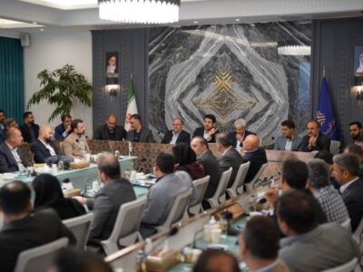 برپایی میز خدمت مالیاتی در مجمع کارآفرینان ایران