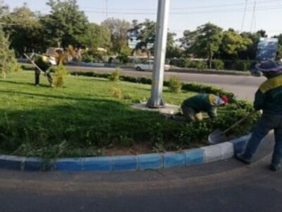 دفع علفهای هرز و آبیاری فضاهای سبز شهری در غرب و شمالغرب تبریز
